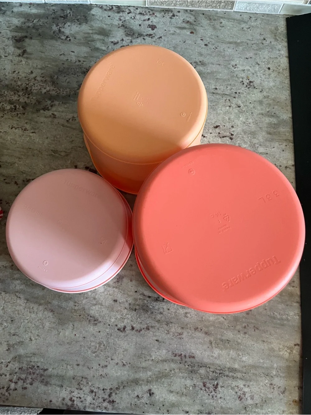 Basic Bright Canister Set Tupperware